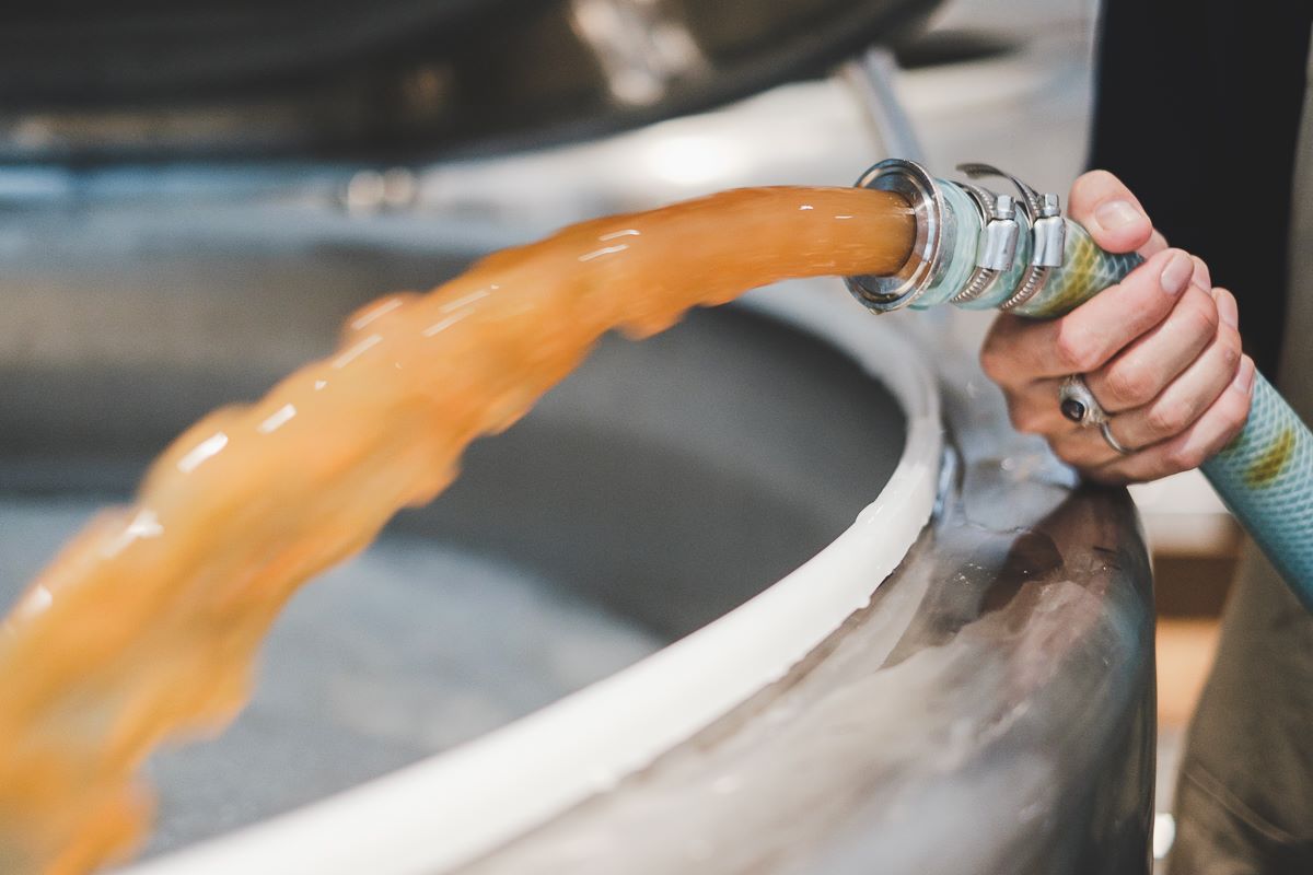 啤酒釀造中的麥芽汁指的是什么？