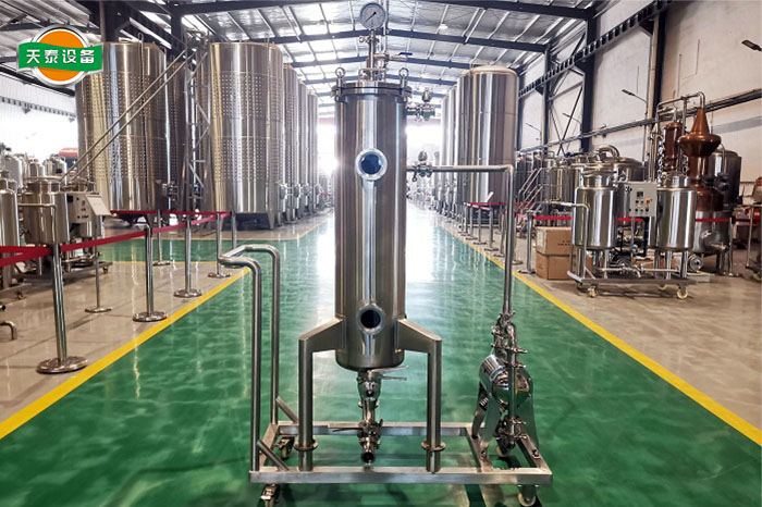 啤酒廠酒花干投（Dry Hopping）工藝