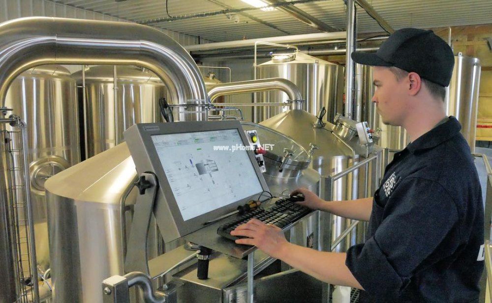 啤酒廠中的自動化系統如何實現？